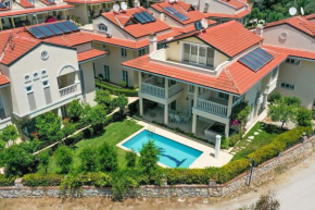 Seaside Residence, Villa Sar, Deniz Manzaralı Fethiye Çalış , 4 yatak odalı ,8 kişilik Müstakil Havuzlu Villa